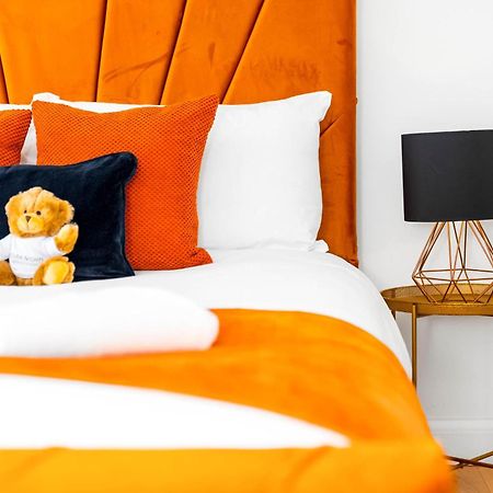 Luxury City Centre 5 Bed House With En-Suite, Bbq, On-Site Parking By Azura Nights Birmingham Eksteriør bilde