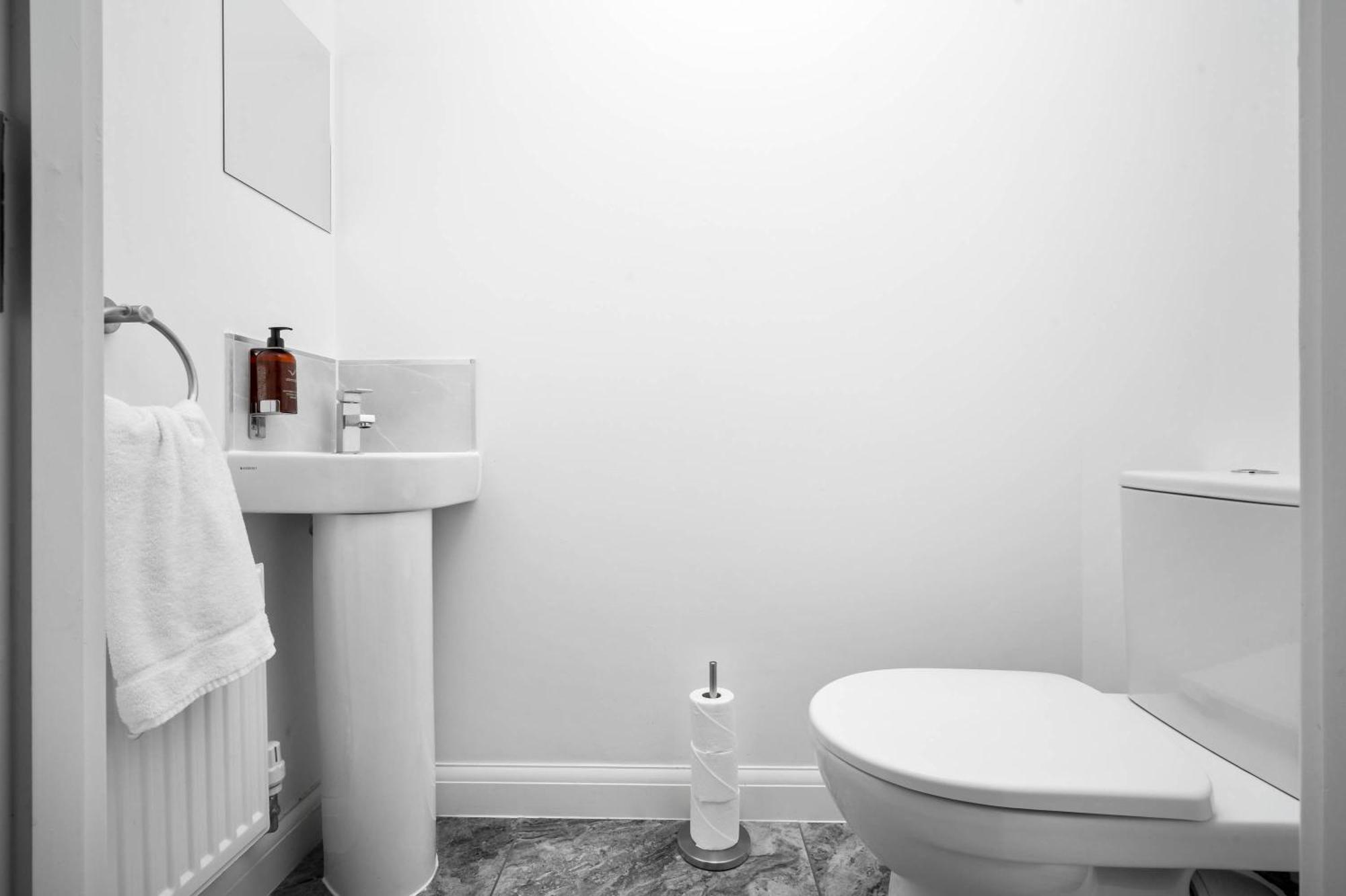 Luxury City Centre 5 Bed House With En-Suite, Bbq, On-Site Parking By Azura Nights Birmingham Eksteriør bilde