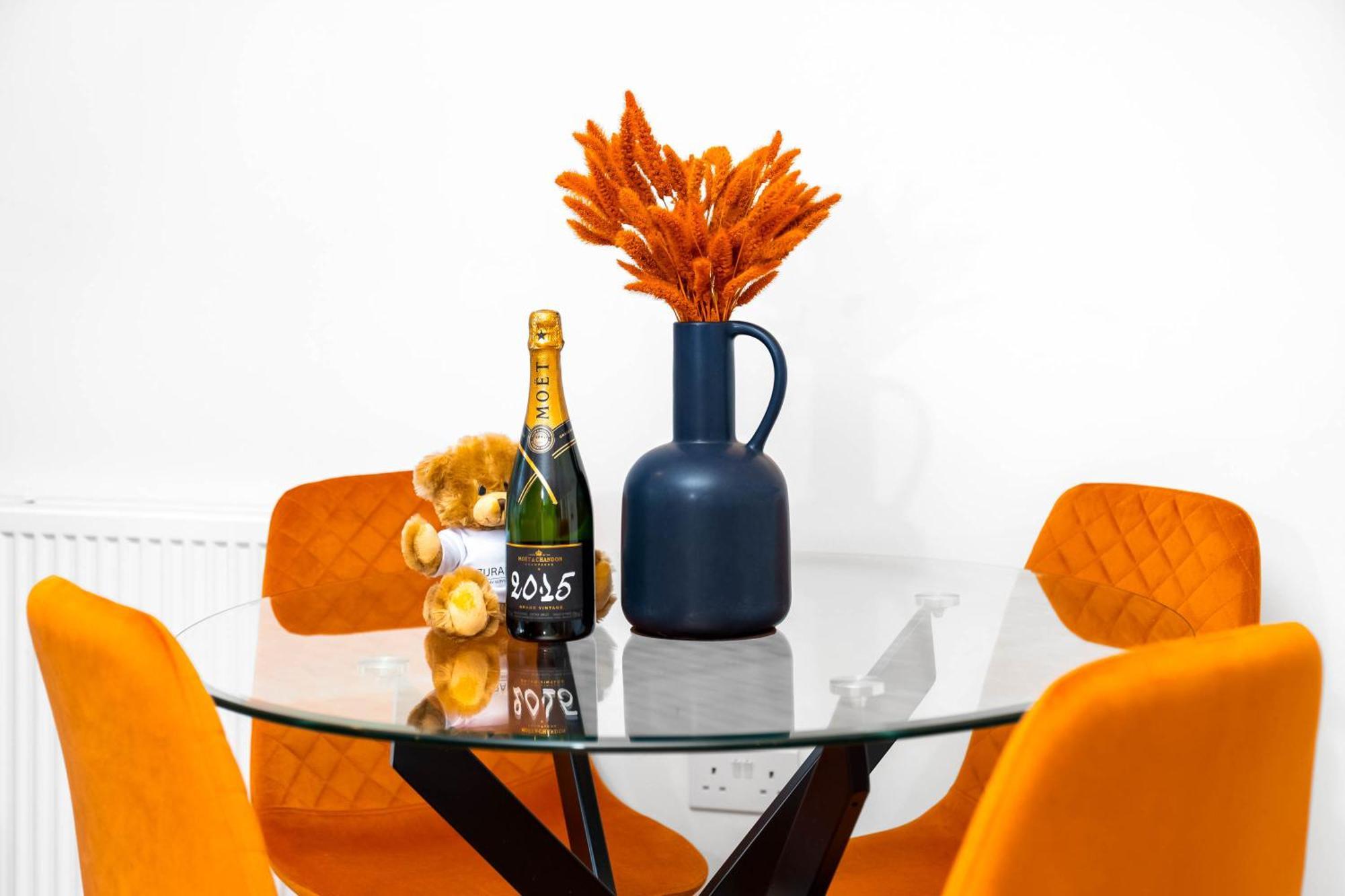Luxury City Centre 5 Bed House With En-Suite, Bbq, On-Site Parking By Azura Nights Birmingham Eksteriør bilde